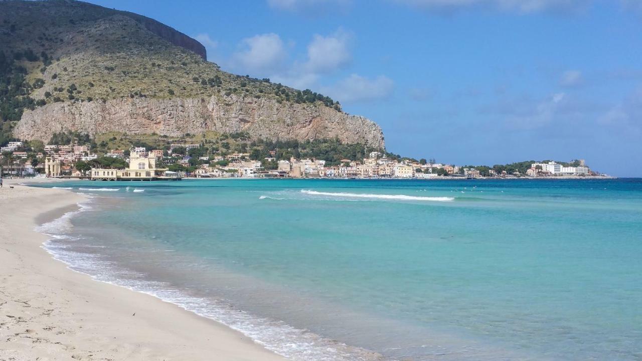 Apartament Mondello Rose House